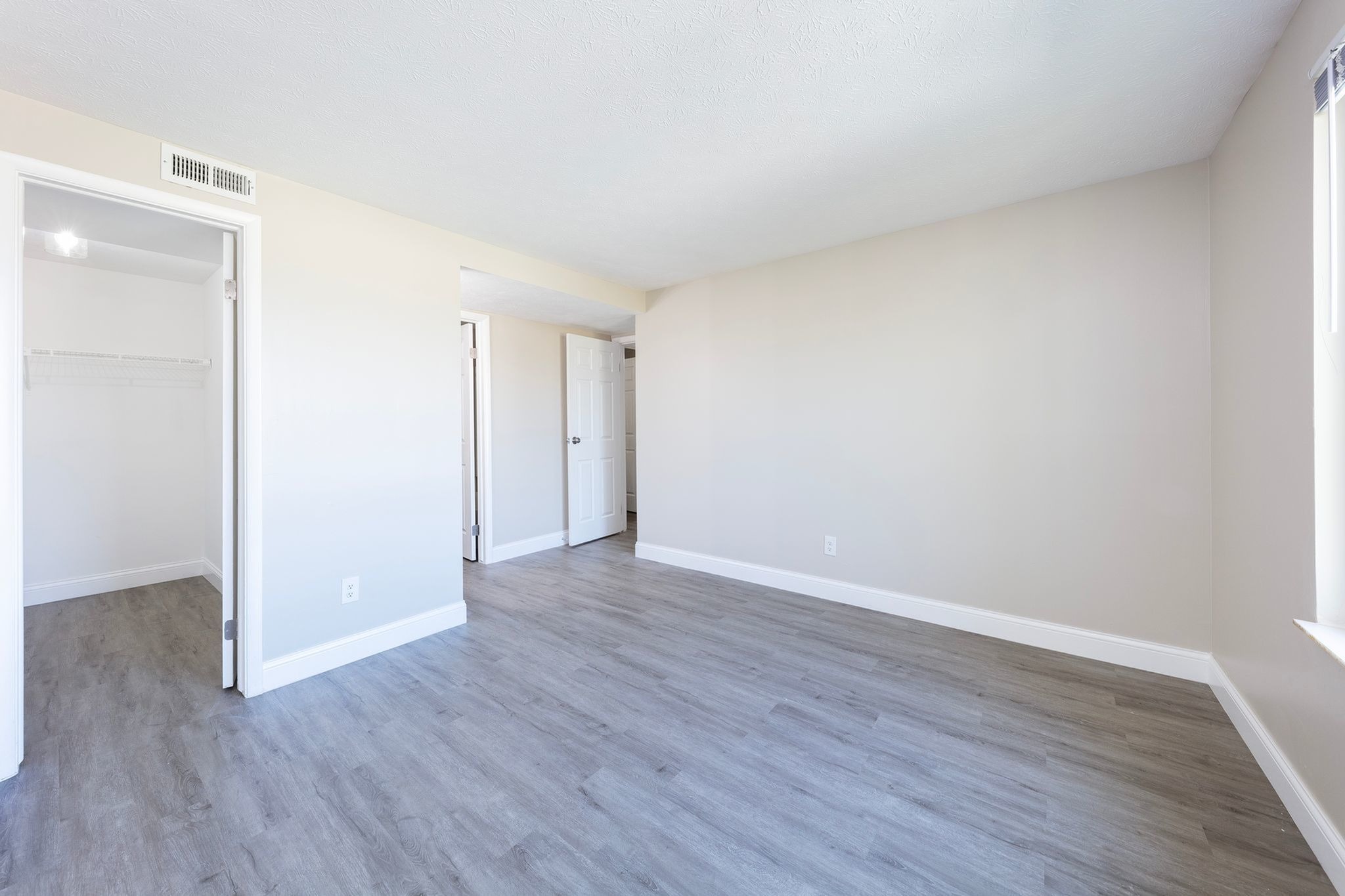Bedroom at Fairfield Square Apartments in Fairfield, Ohio